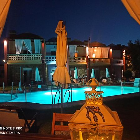 Ydna Family Hotel Apartments Посиди Экстерьер фото