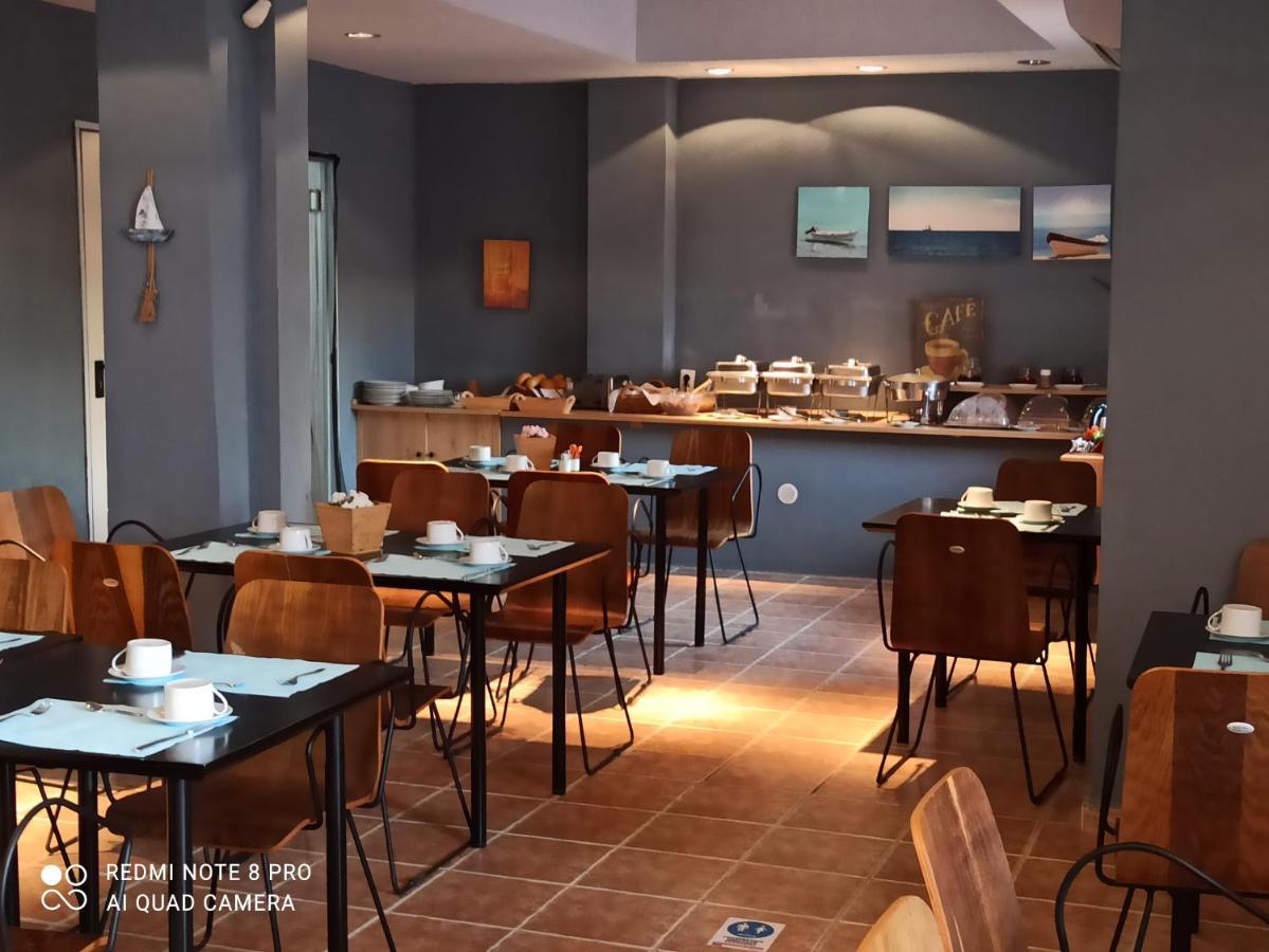 Ydna Family Hotel Apartments Посиди Экстерьер фото