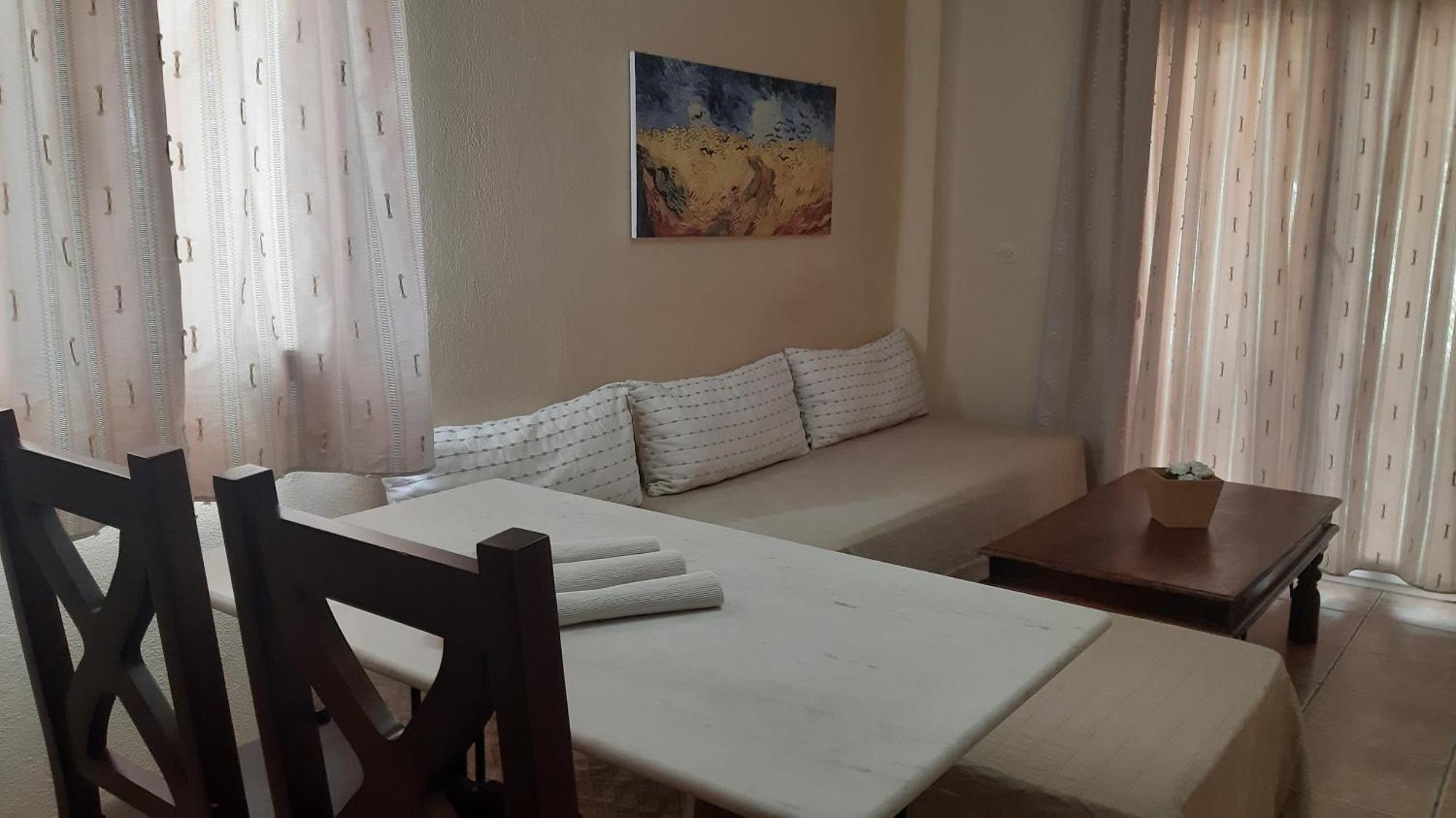 Ydna Family Hotel Apartments Посиди Экстерьер фото